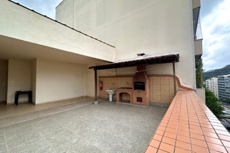 Apartamento à venda com 130m², 3 quartos e sem vagaÁrea comum