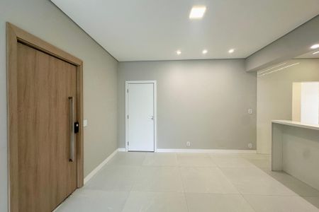 Sala de apartamento à venda com 3 quartos, 130m² em Laranjeiras, Rio de Janeiro