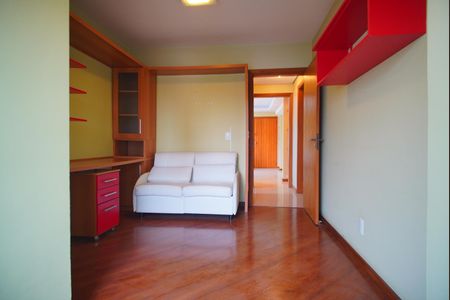 Apartamento para alugar com 72m², 2 quartos e 2 vagasQuarto