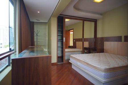 Apartamento para alugar com 72m², 2 quartos e 2 vagasSuíte