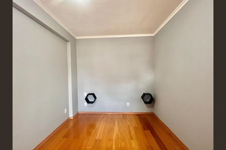 Quarto de apartamento à venda com 1 quarto, 38m² em Conceicao, Campinas