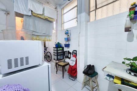 Apartamento à venda com 175m², 3 quartos e sem vagaÁrea de Serviço