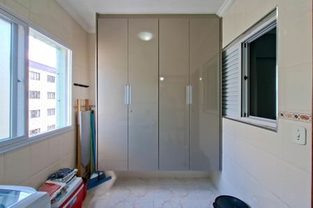 Apartamento para alugar com 148m², 4 quartos e 3 vagasÁrea de Serviço