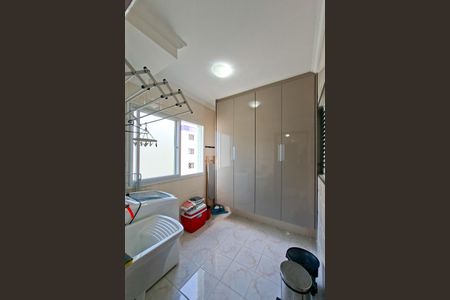 Apartamento para alugar com 148m², 4 quartos e 3 vagasÁrea de Serviço