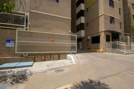 Apartamento para alugar com 75m², 3 quartos e 1 vagaFachada