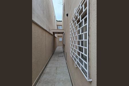 Casa à venda com 200m², 4 quartos e 2 vagasCorredor