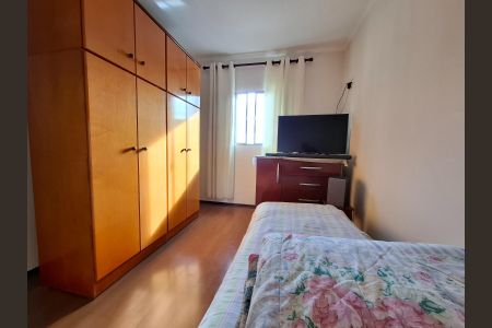 Casa à venda com 200m², 4 quartos e 2 vagasQuarto