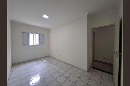 Casa à venda com 200m², 4 quartos e 2 vagasQuarto