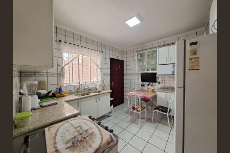 Casa à venda com 200m², 4 quartos e 2 vagasCozinha