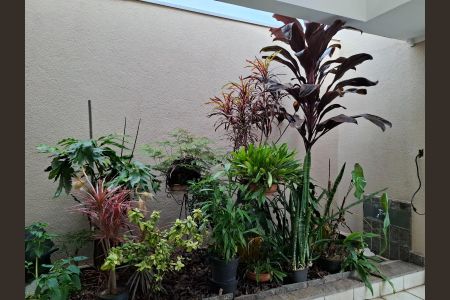 Casa à venda com 200m², 4 quartos e 2 vagasVaranda