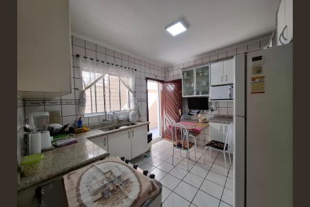 Casa à venda com 200m², 4 quartos e 2 vagasCozinha