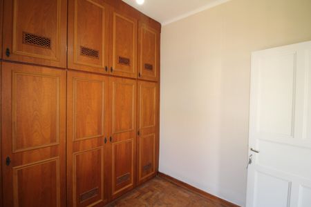 Apartamento à venda com 180m², 3 quartos e 1 vagaQuarto 2