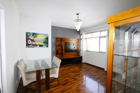 Apartamento para alugar com 92m², 3 quartos e 1 vagaSala