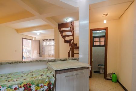 Casa à venda com 175m², 4 quartos e 1 vaga Casa à venda com 175m², 4 quartos e 1 vagaCozinha