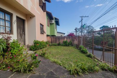 Casa à venda com 175m², 4 quartos e 1 vaga Casa à venda com 175m², 4 quartos e 1 vagaQuintal