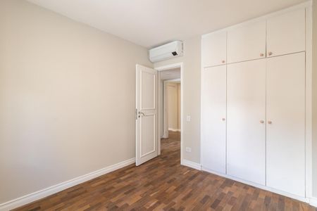 Apartamento para alugar com 125m², 4 quartos e 1 vagaQuarto 1