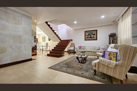 Sala de casa à venda com 4 quartos, 297m² em Jardim Alzira, São Paulo