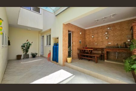 Casa à venda com 297m², 4 quartos e 2 vagasÁrea de Serviço