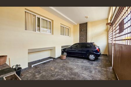 Casa à venda com 297m², 4 quartos e 2 vagasGaragem