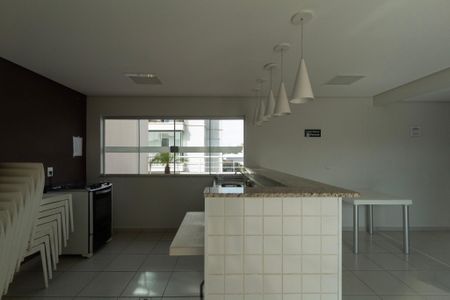 Apartamento para alugar com 75m², 2 quartos e 1 vagaÁrea comum - Salão de festas