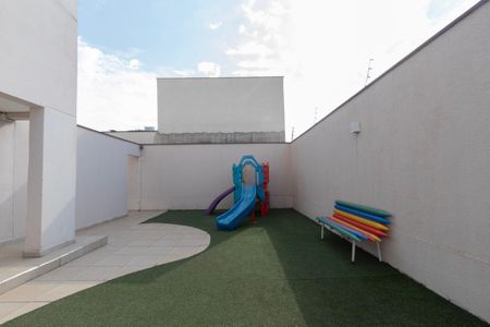Apartamento para alugar com 75m², 2 quartos e 1 vagaÁrea comum - Playground