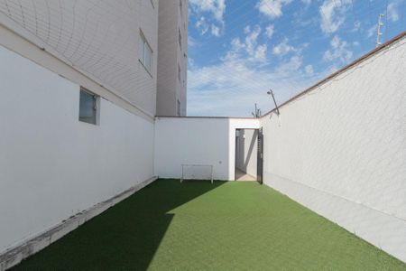Apartamento para alugar com 75m², 2 quartos e 1 vagaÁrea comum - Quadra