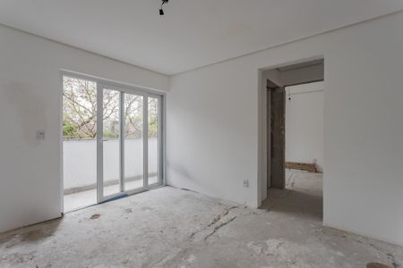 Sala/Cozinha de kitnet/studio à venda com 1 quarto, 31m² em Bom Fim, Porto Alegre