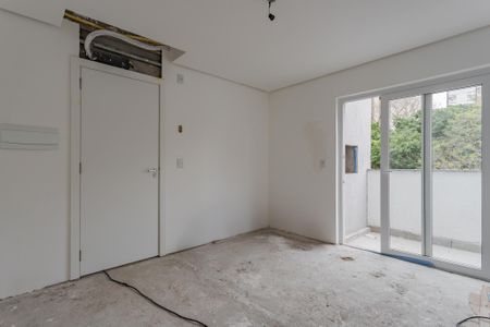 Sala/Cozinha de kitnet/studio à venda com 1 quarto, 31m² em Bom Fim, Porto Alegre