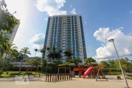 Apartamento para alugar com 79m², 2 quartos e 1 vaga Apartamento para alugar com 79m², 2 quartos e 1 vagaÁrea comum - Playground