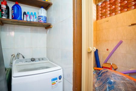 Casa à venda com 450m², 3 quartos e 8 vagasÁrea de Serviço