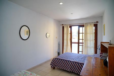 Casa à venda com 450m², 3 quartos e 8 vagasQuarto 1