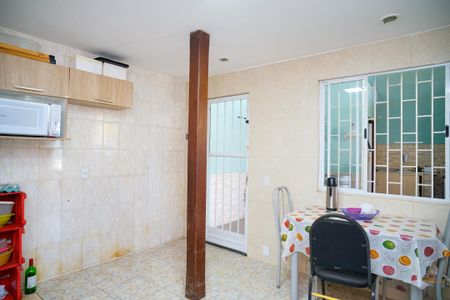 Casa à venda com 450m², 3 quartos e 8 vagasCozinha