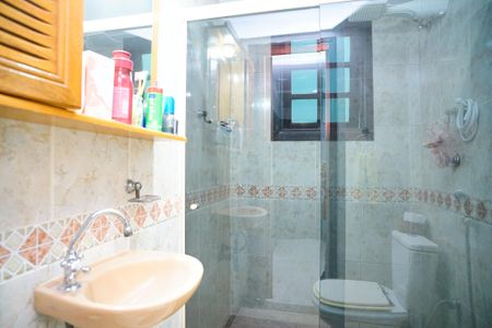 Casa à venda com 450m², 3 quartos e 8 vagasBanheiro da Suíte