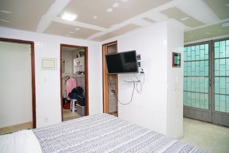 Casa à venda com 450m², 3 quartos e 8 vagasSuíte