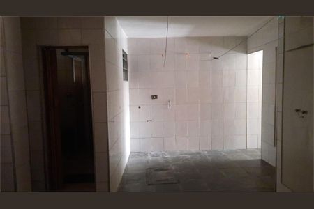 Casa à venda com 3 quartos, 120m² em Vila Nova Utinga, São Paulo