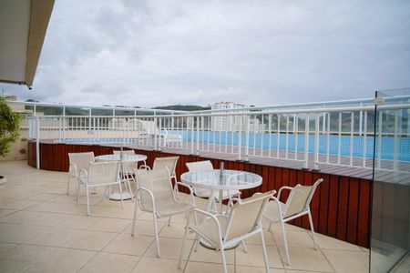 Apartamento à venda com 73m², 3 quartos e 1 vagaÁrea comum - Piscina