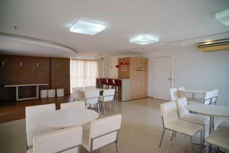 Apartamento à venda com 73m², 3 quartos e 1 vagaÁrea comum - Salão de festas