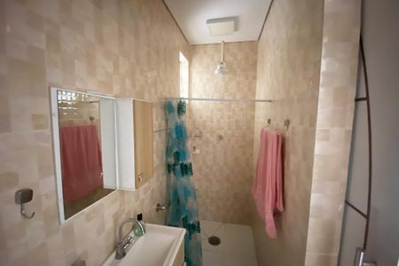 Casa à venda com 110m², 4 quartos e sem vagaBanheiro da Suíte