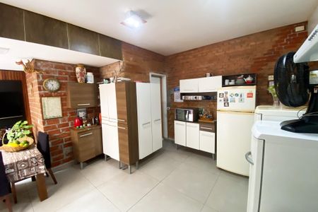 Casa à venda com 110m², 4 quartos e sem vagaCozinha
