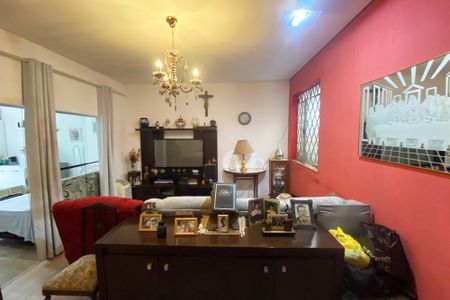 Casa à venda com 110m², 4 quartos e sem vagaSala