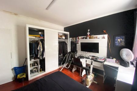 Casa à venda com 110m², 4 quartos e sem vagaQuarto 2