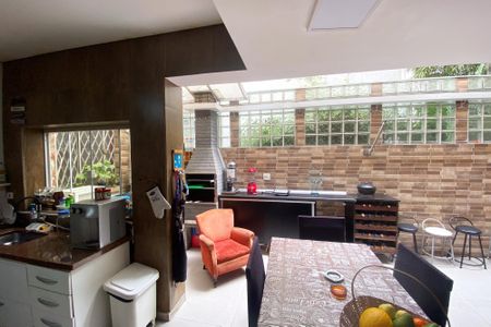 Casa à venda com 110m², 4 quartos e sem vagaCopa