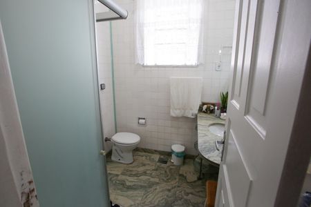 Casa à venda com 450m², 3 quartos e 2 vagasBanheiro Social