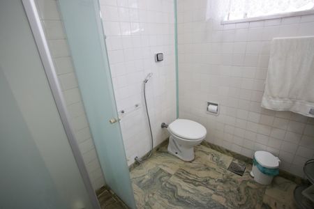 Casa à venda com 450m², 3 quartos e 2 vagasBanheiro Social