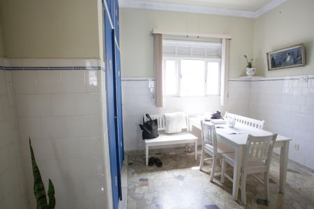 Casa à venda com 450m², 3 quartos e 2 vagasCopa