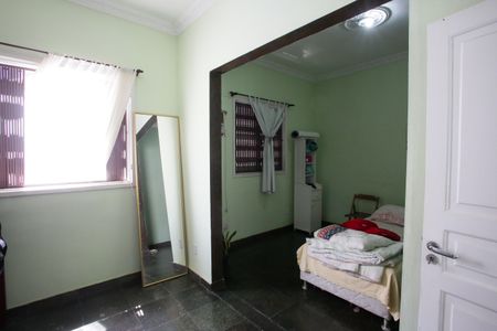 Casa à venda com 450m², 3 quartos e 2 vagasQuarto 2