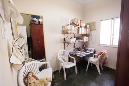 Casa à venda com 450m², 3 quartos e 2 vagasQuarto 3