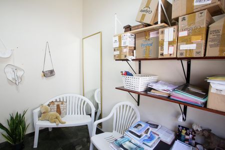 Casa à venda com 450m², 3 quartos e 2 vagasQuarto 3