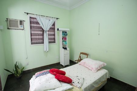 Casa à venda com 450m², 3 quartos e 2 vagasQuarto 2