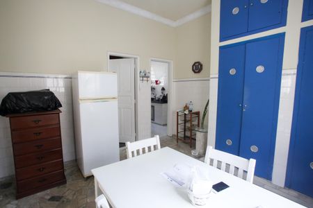 Casa à venda com 450m², 3 quartos e 2 vagasCopa
